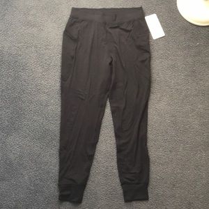Lululemon Meant to Move Pant NWT